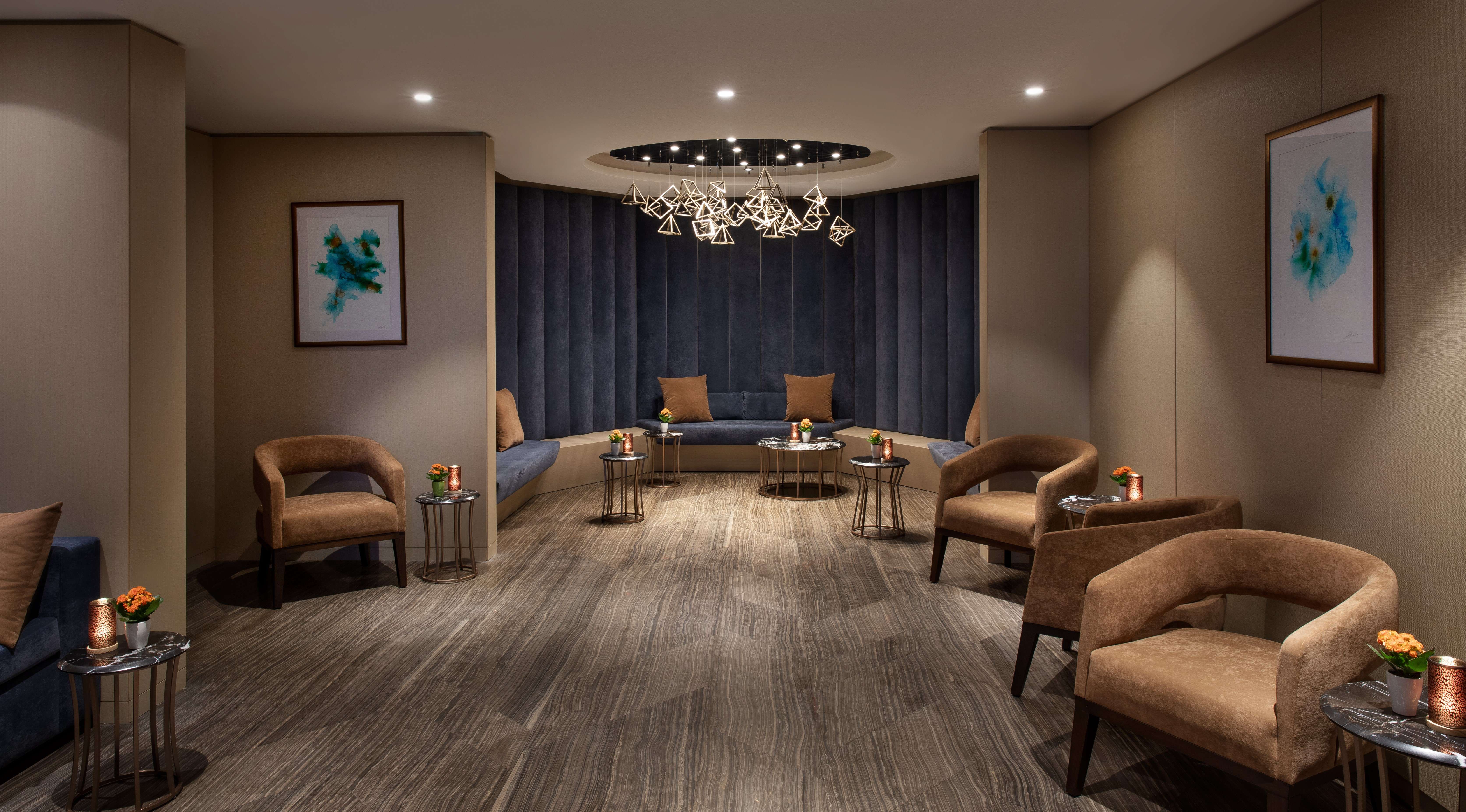 Azure Restaurant And Lounge : Villa Azur Dallas – DDVLNE
