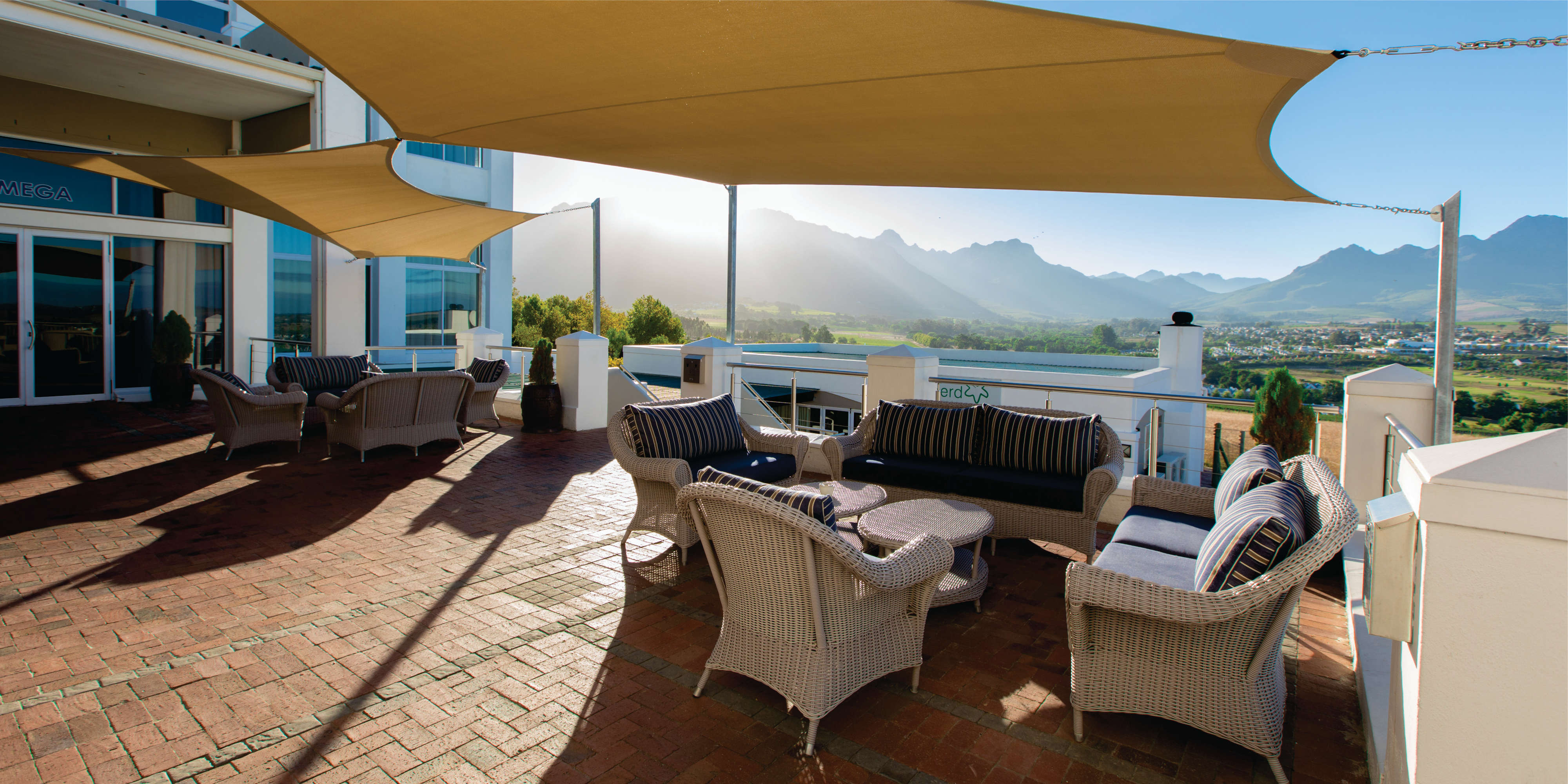 cultivar-restaurant-protea-hotel-stellenbosch-and-conference-centre