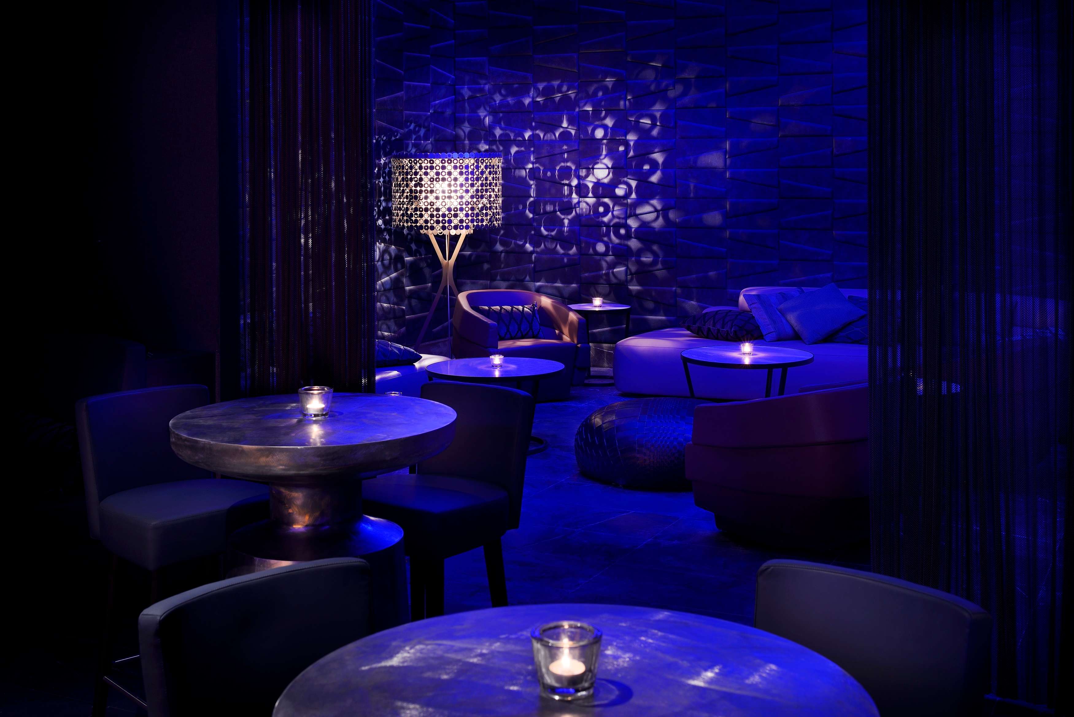 touareg-lounge-bar-constantine-marriott-hotel-more-cravings-by