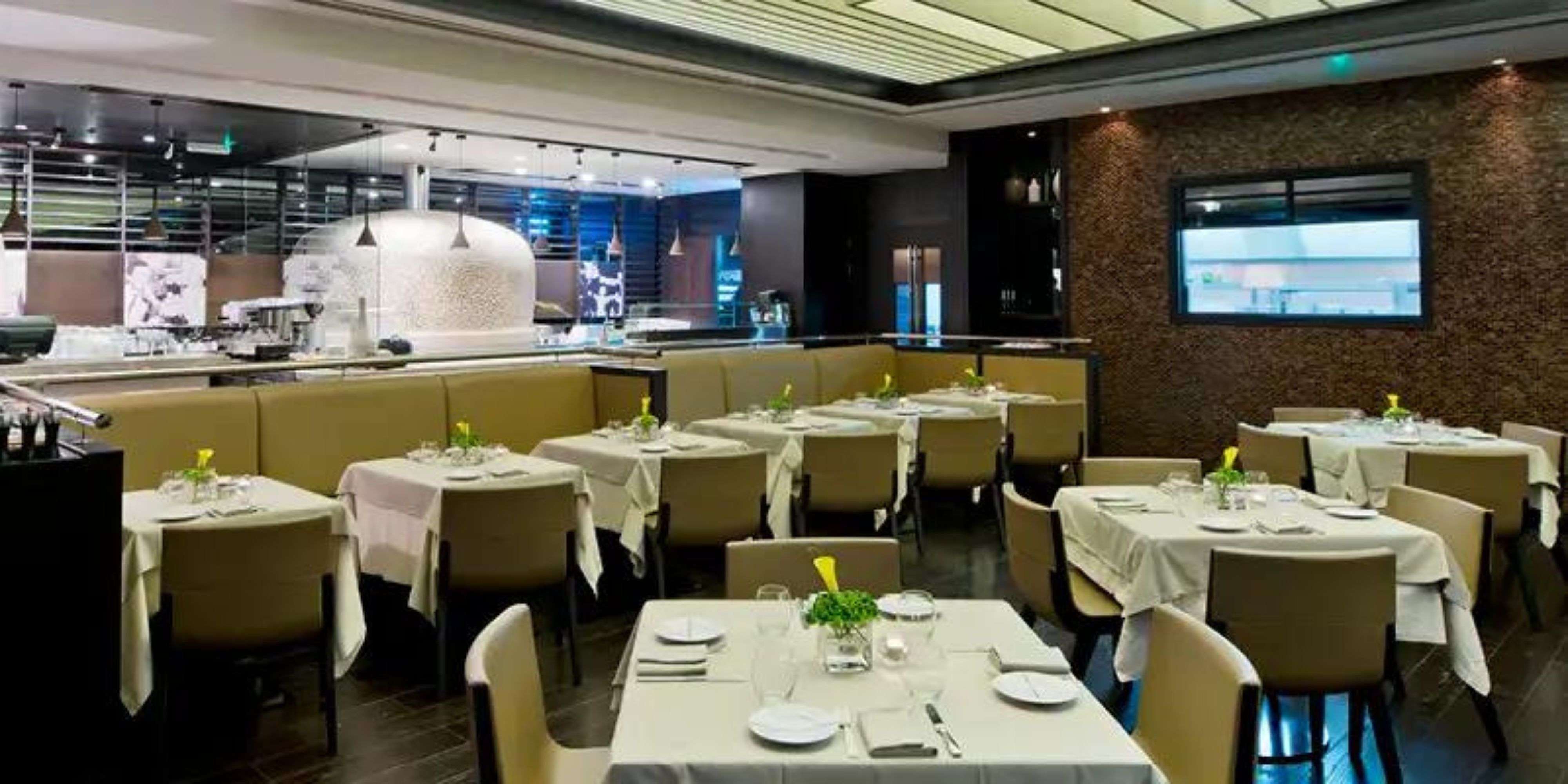 Paper Moon, W Doha - More Cravings by Marriott Bonvoy™