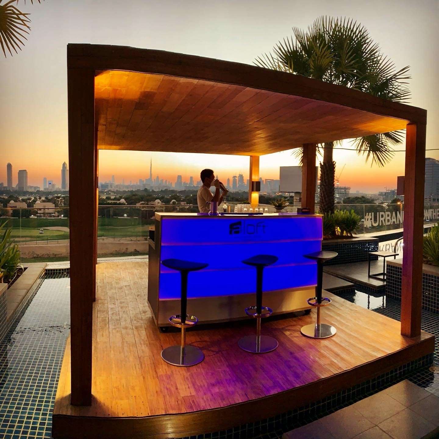 Splash Pool Bar, Aloft Dubai Creek MORECRAVINGS BY MARRIOTT BONVOY™