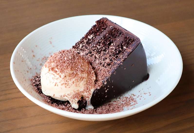 WXYZ Bar, Aloft Me'aisam, Dubai MORECRAVINGS BY MARRIOTT BONVOY™