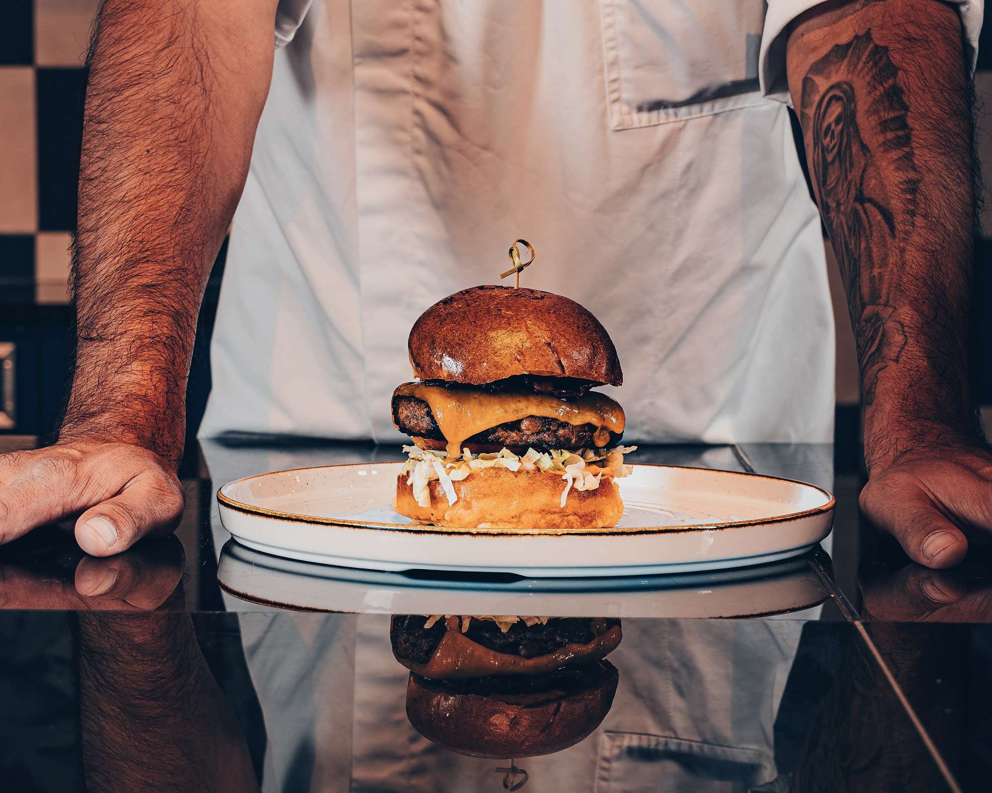 Cast Iron Grill, Hamburg Marriott Hotel More Cravings by Marriott Bonvoy™