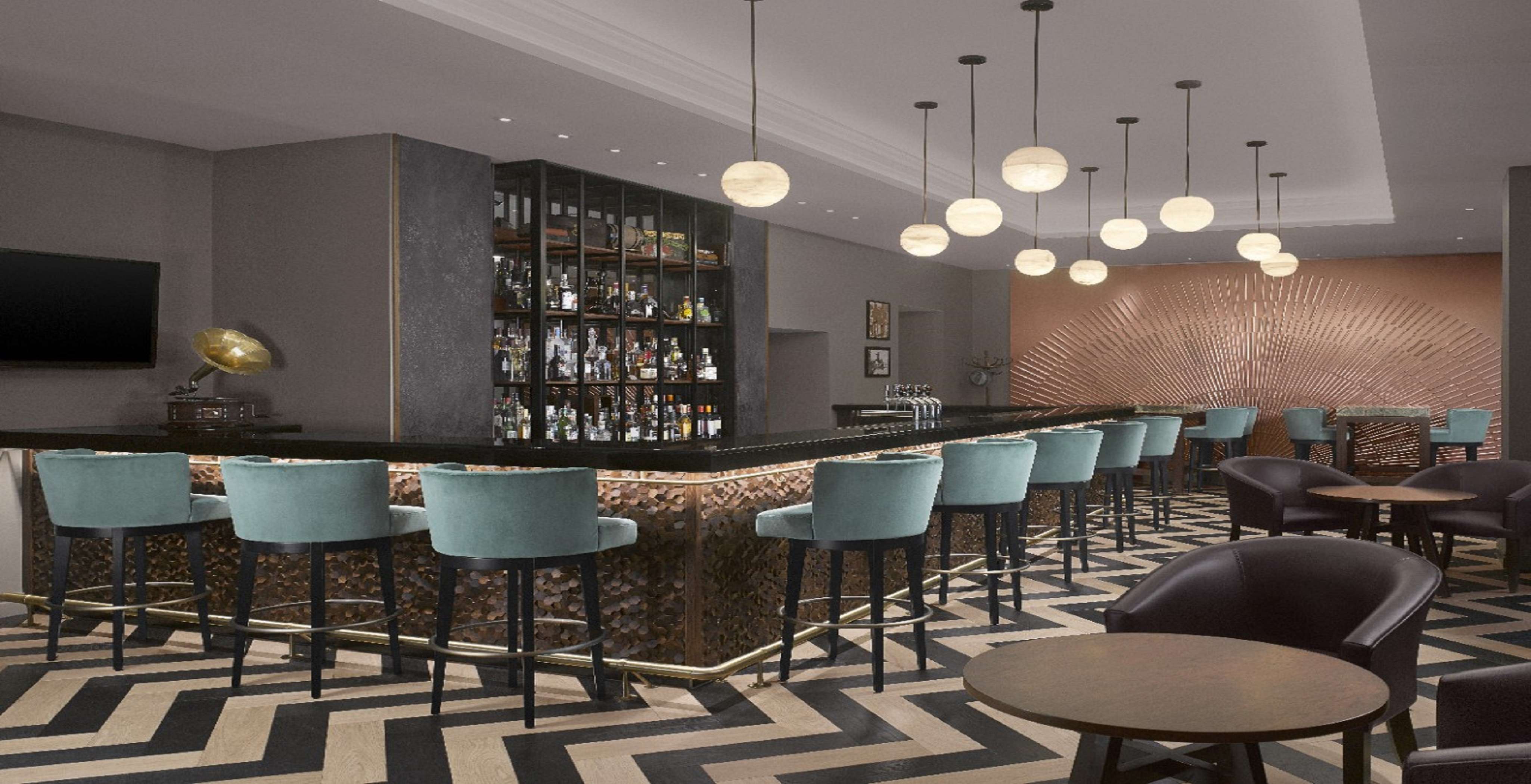 Smith & Whistle Bar & Terrace, Sheraton Grand London Park Lane More Cravings by Marriott Bonvoy™