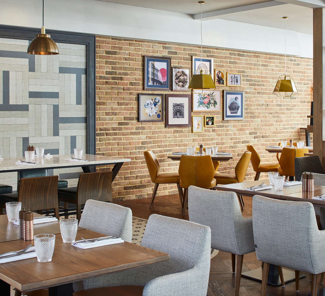 Cast Iron Bar & Grill, London Marriott Hotel Kensington More Cravings