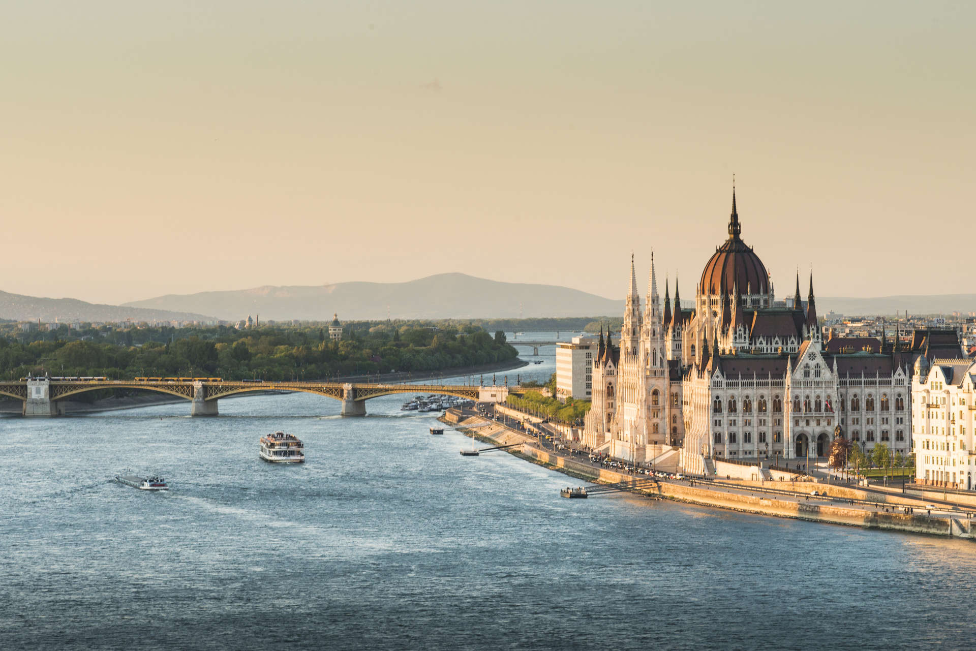 Le Danube traversant Budapest