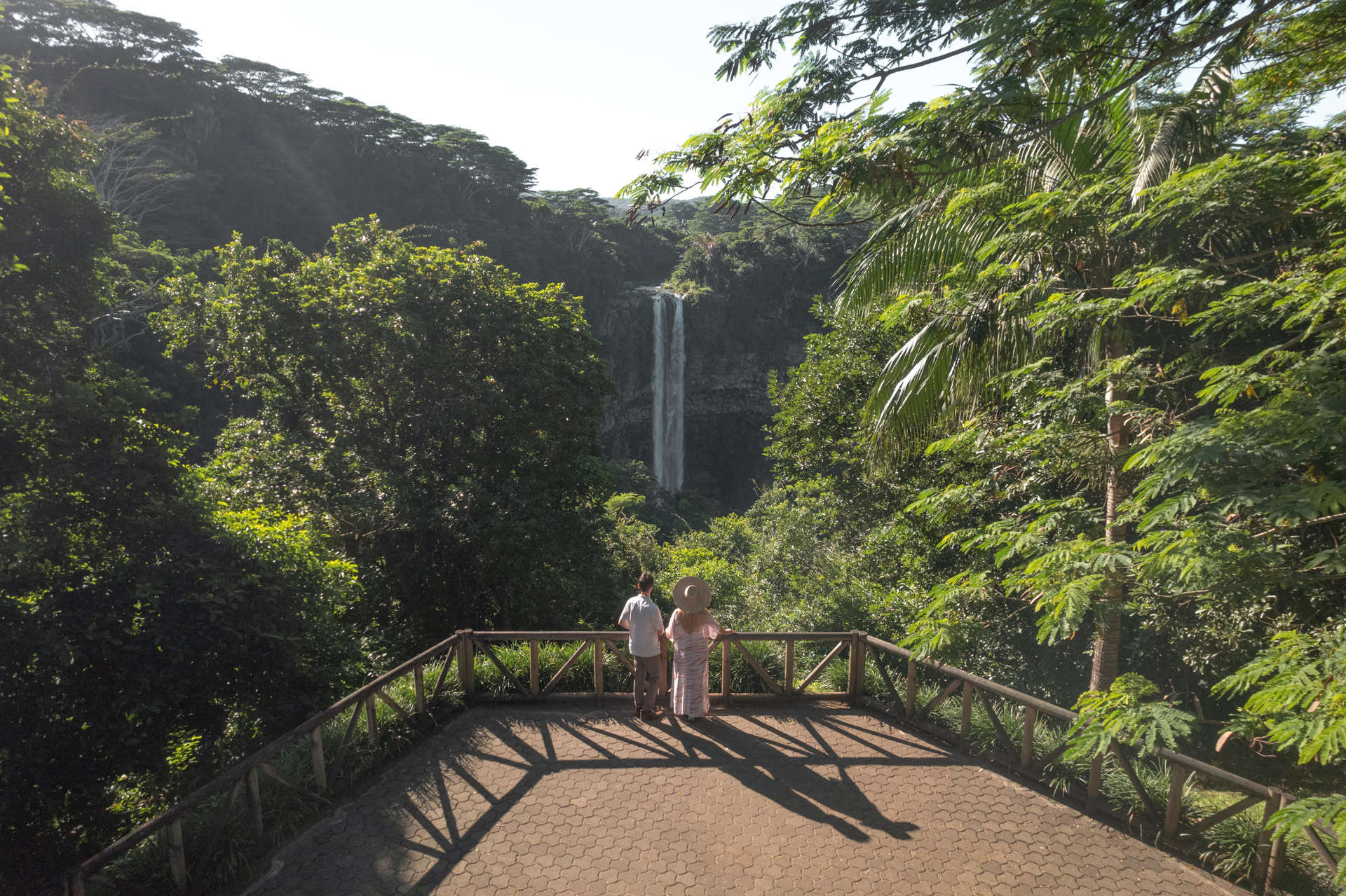 Couple on an excursion to the Chamarel Waterfall