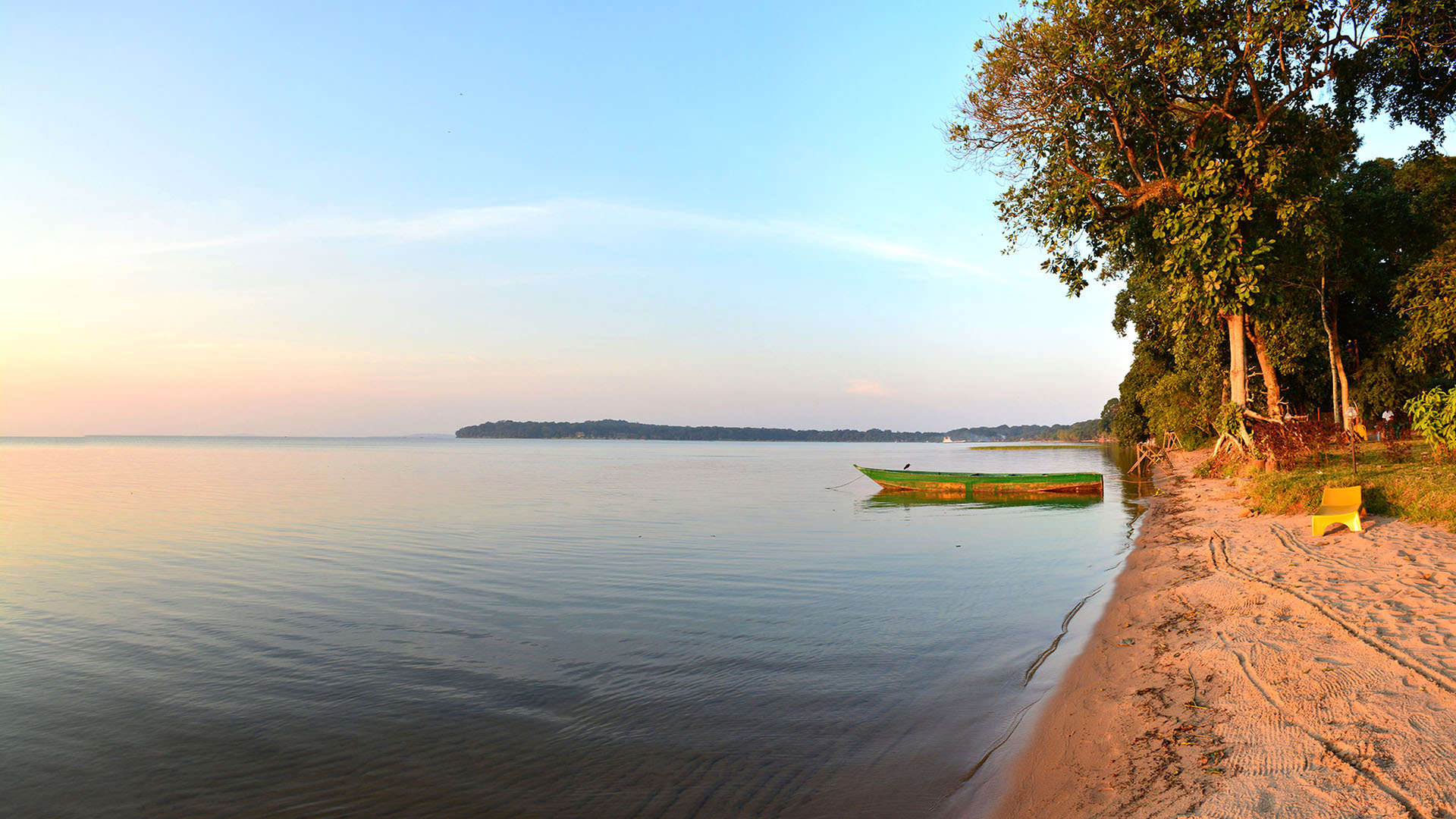 Barcos de pesca en Lago Victoria, Uganda, África