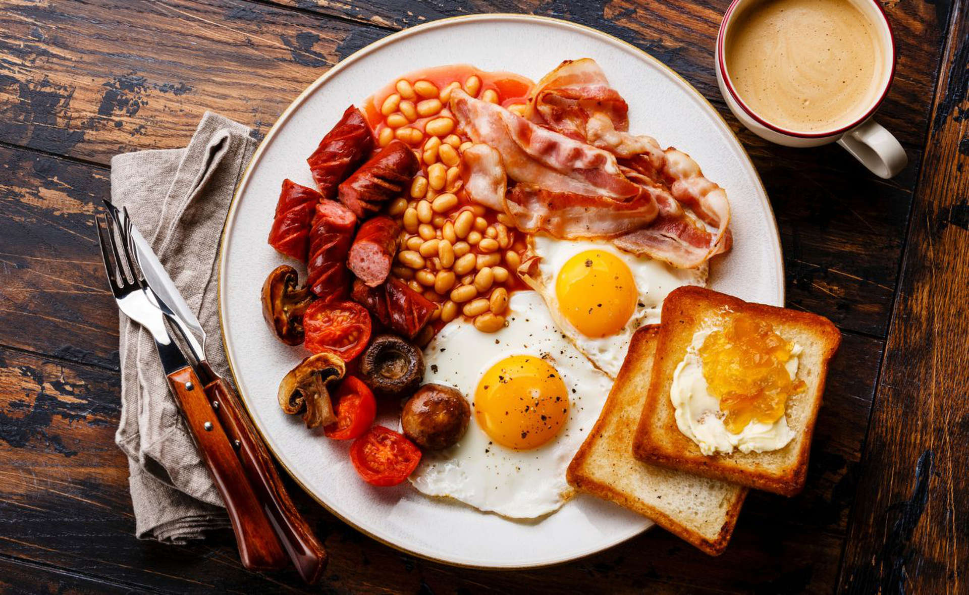 Английский завтрак яйца. Бритиш Брекфаст. Английский завтрак. Американский завтрак. Традиционный американский завтрак.