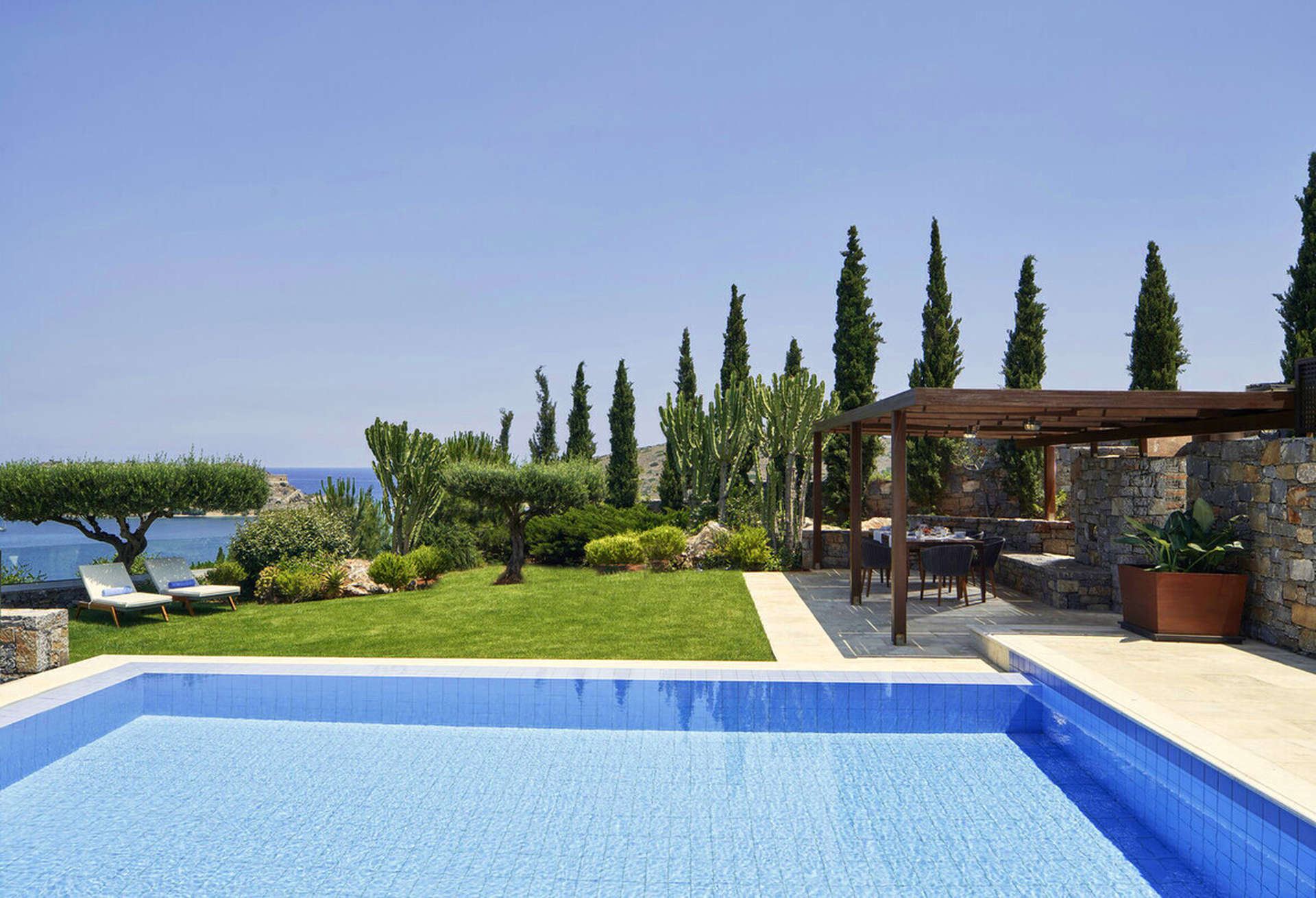 Курорт «Blue Palace Elounda, a Luxury Collection Resort», Крит