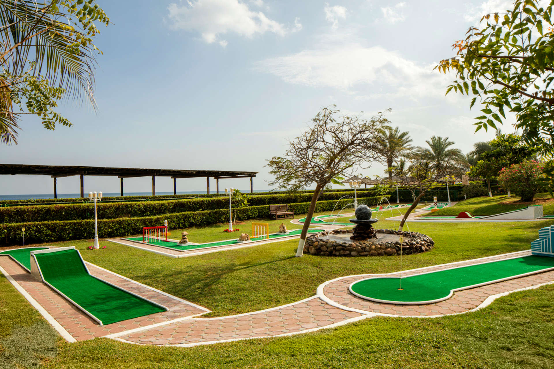 Le Méridien Al Aqah Beach Resort