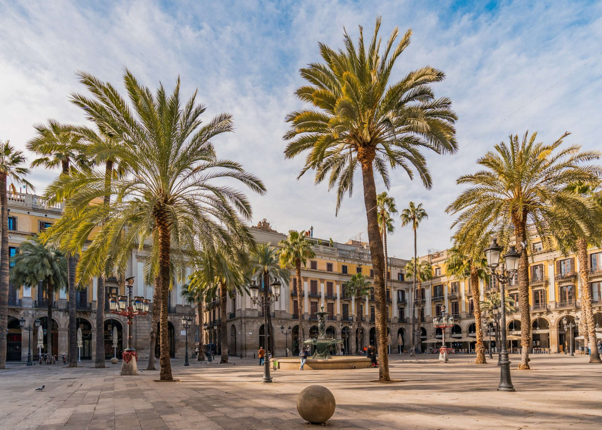 Plaça Reial (Plaza Real) nel centro di Barcellona