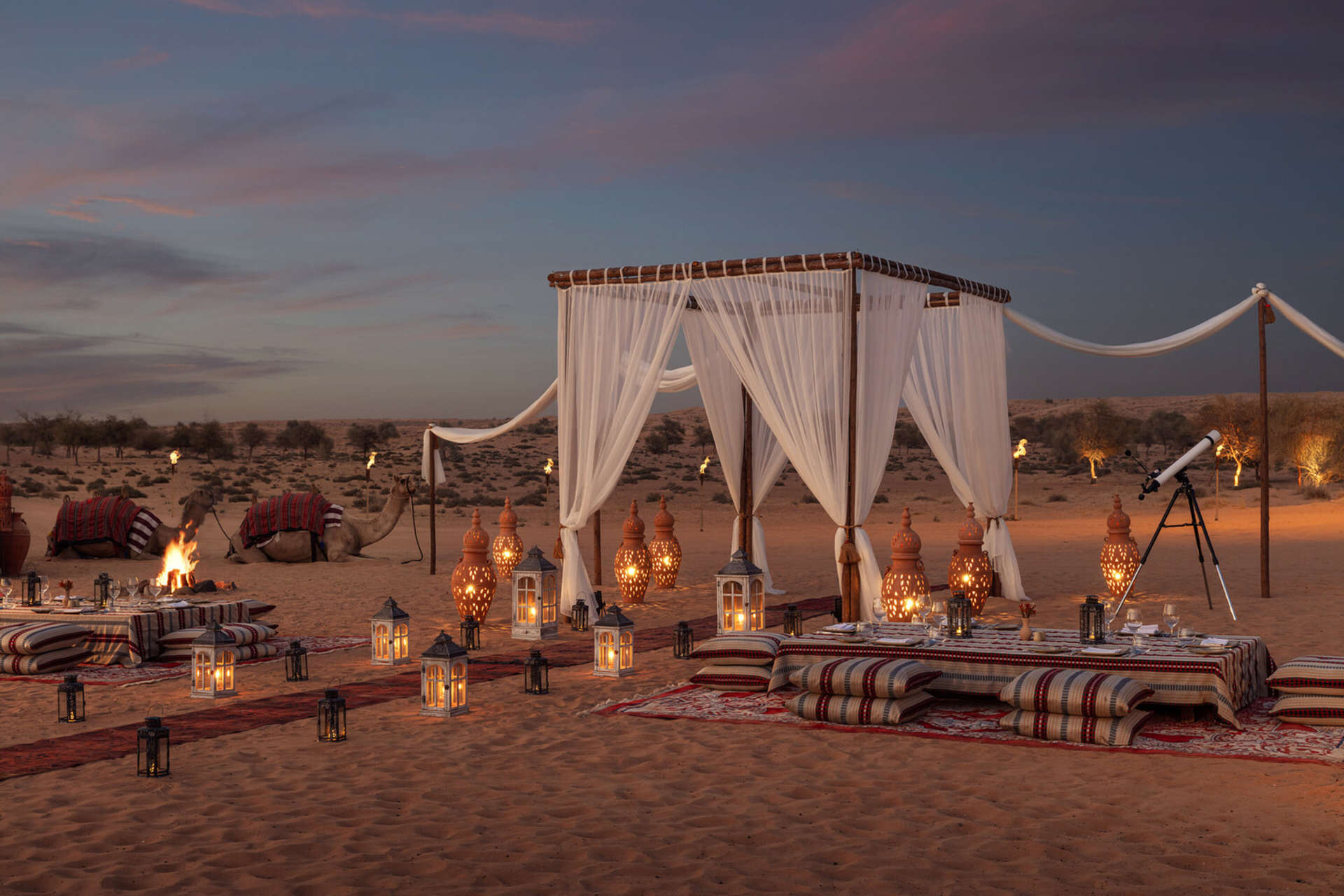 Invoke the unique ambience of a Dubai desert