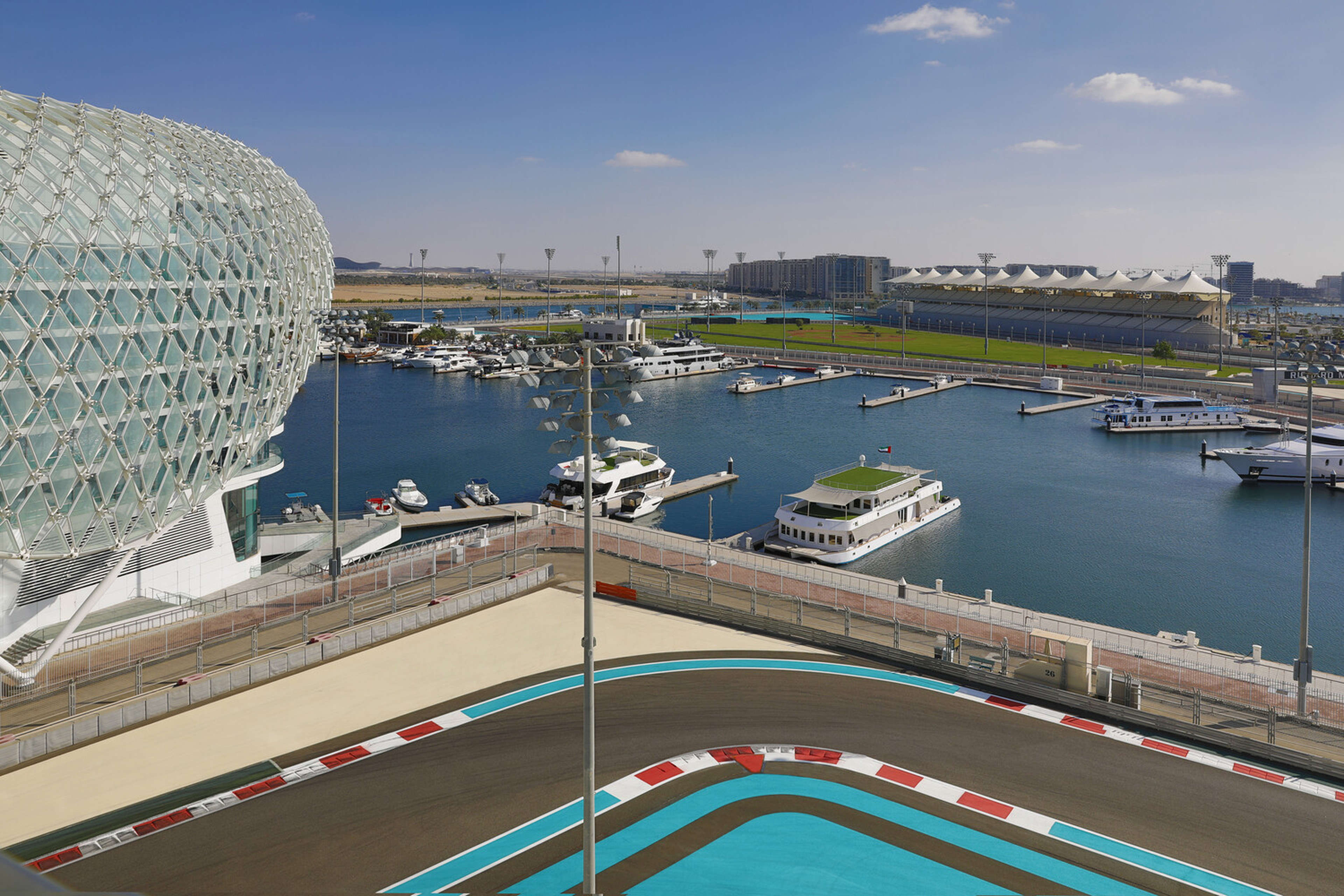 Pista dell'isola di Yas, Abu Dhabi.