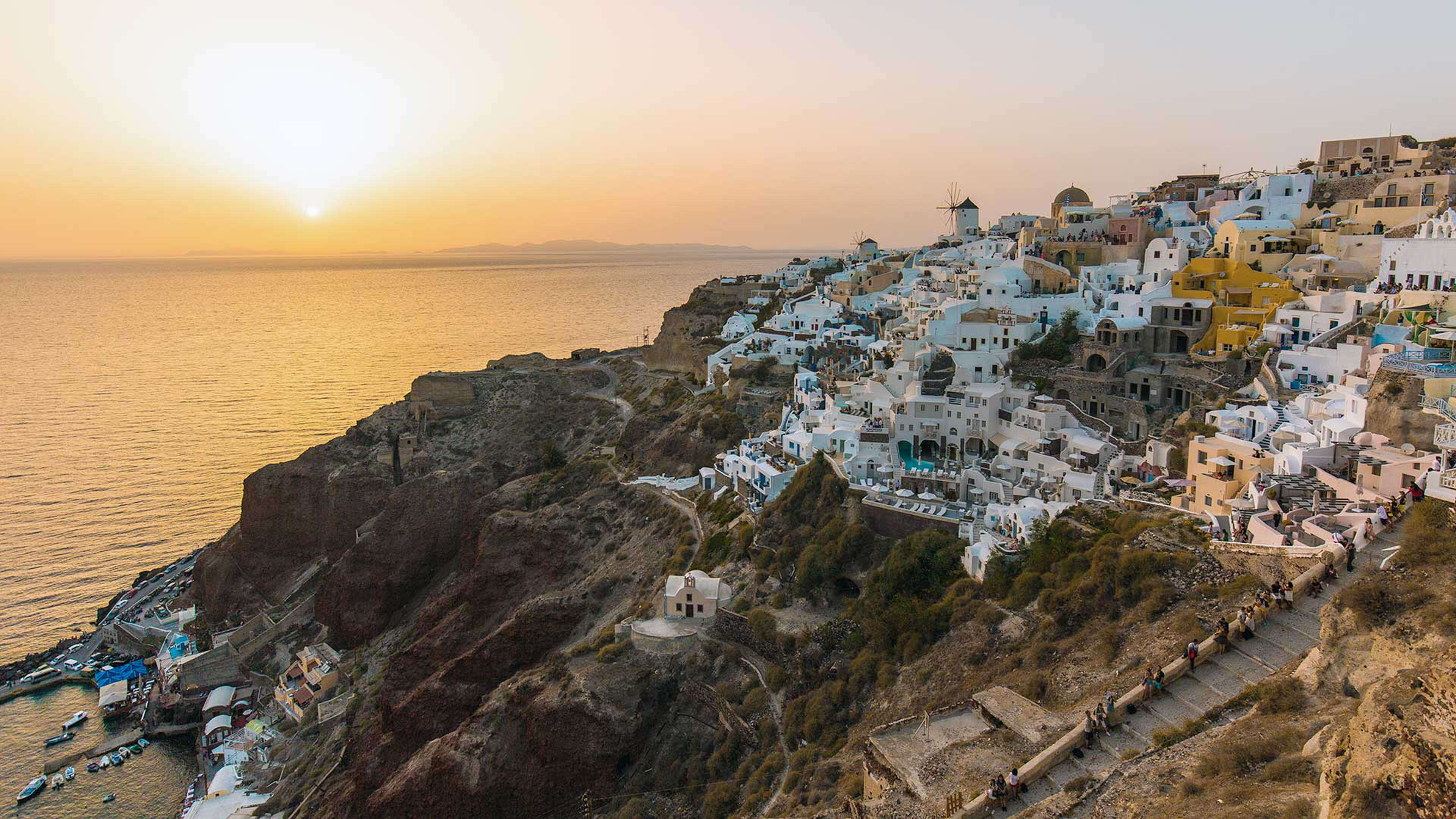 Zachód słońca nad Santorini