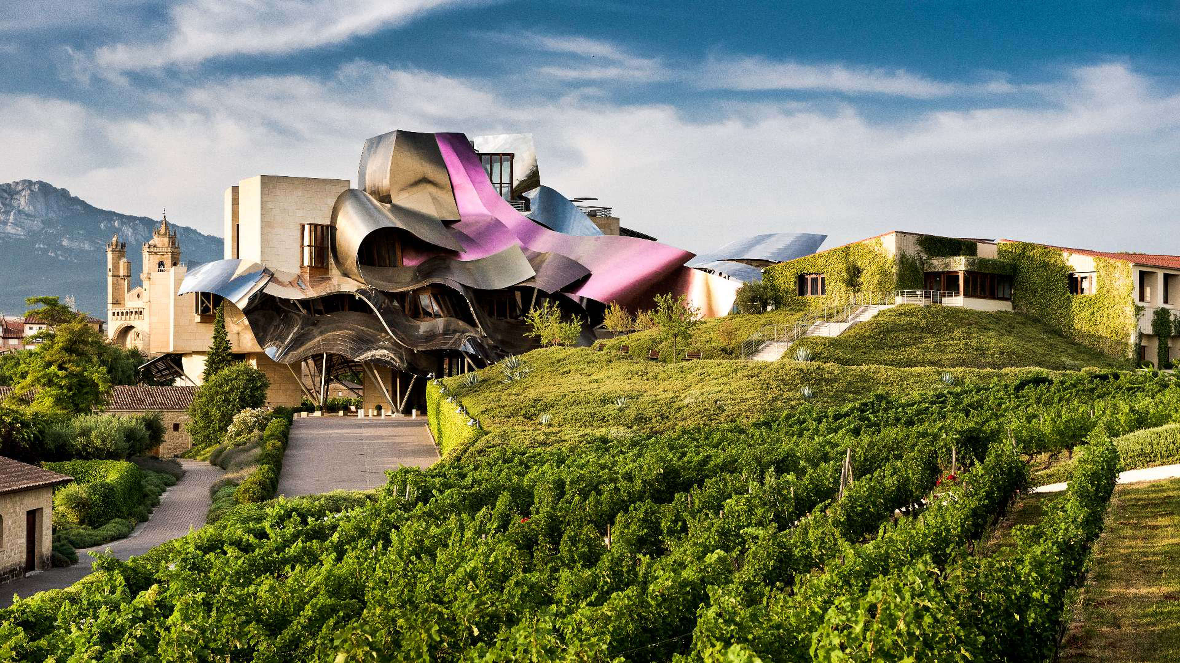 Hotel Marqués de Riscal, a Luxury Collection Hotel
